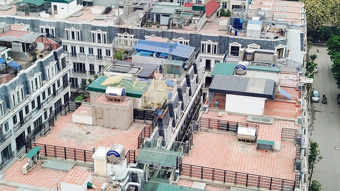 Chính quyền 'bất lực' trước vi phạm tràn lan ở khu đô thị hạng sang? - ảnh 1