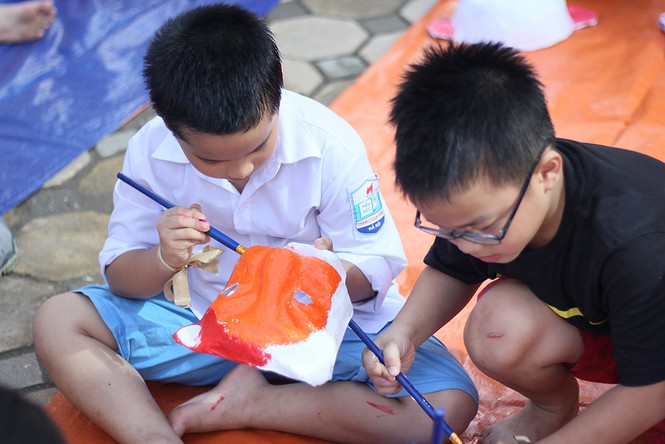 Học sinh Hà Thành làm mặt nạ giấy bồi đón Trung thu truyền thống - ảnh 8