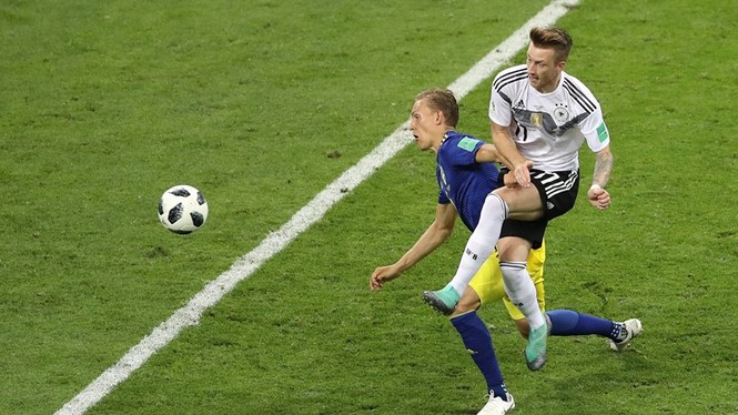 Toni Kroos ghi tuyệt phẩm, giải cứu tuyển Đức khỏi 'cửa tử' - ảnh 27