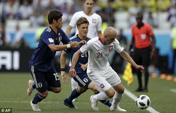 Nhật Bản vào vòng 1/8 World Cup nhờ ít thẻ vàng - ảnh 19