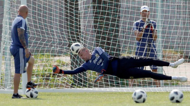 Pháp vs Argentina: Kịch bản nào nếu phải ‘đấu súng’ 11m? - ảnh 1