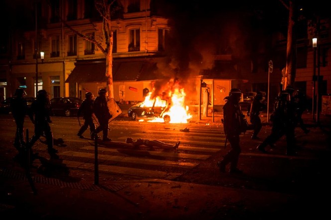 Paris bạo loạn ngày Pháp vô địch, 2 CĐV chết thương tâm - ảnh 3