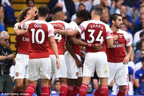 Marcos Alonso tỏa sáng, Chelsea hạ Arsenal ở derby London - ảnh 20