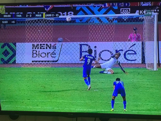 Malaysia ngoan cường vượt Thái Lan vào chung kết AFF Cup - ảnh 26