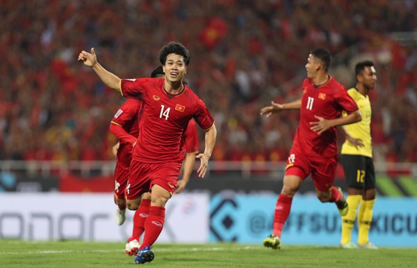 Những khoảnh khắc trong hành trình vô địch AFF Cup của tuyển Việt Nam - ảnh 9