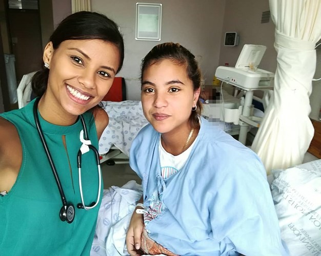 Nhan sắc gợi cảm đầy cuốn hút của Tân Hoa hậu Nam Phi 2018 - ảnh 4