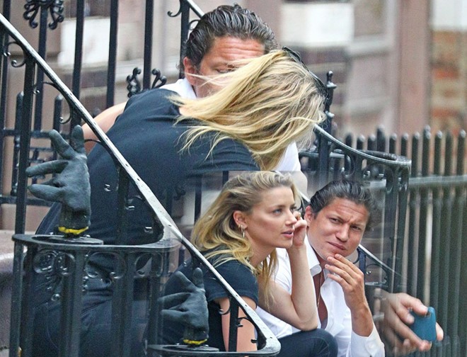 Vợ cũ vui vẻ bên tình mới trong khi Johnny Depp tiều tụy, sa sút - ảnh 1