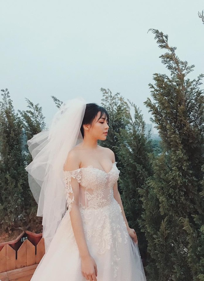 Bất ngờ nhan sắc siêu gợi cảm của hot girl bình luận World Cup bị chê - ảnh 4