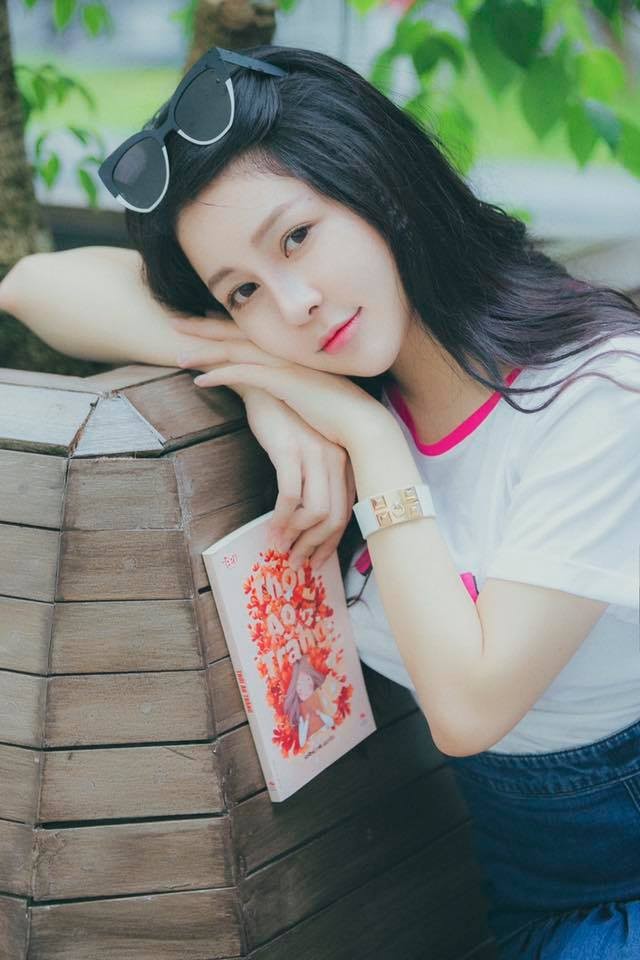 Bất ngờ nhan sắc siêu gợi cảm của hot girl bình luận World Cup bị chê - ảnh 3