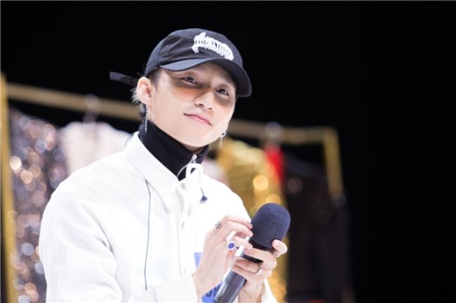 Showbiz 23/6: Bố Michael Jackson bị ung thư giai đoạn cuối - ảnh 4