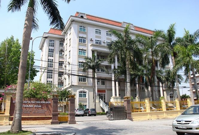 Bản tin 20h: Bí ẩn 11 người cùng gia đình chết, thi thể treo trần nhà - ảnh 7