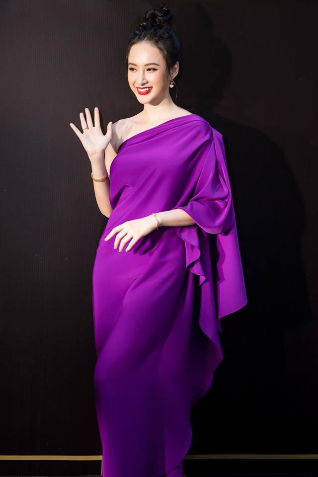 Angela Phương Trinh mặc đầm tím lệch vai, khoe làn da trắng ngần - ảnh 4