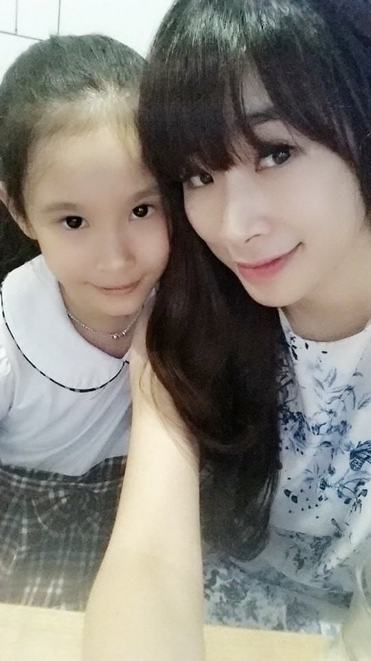 Gia đình vợ đẹp con xinh ít ai biết của BTV thể thao Quốc Khánh - ảnh 5