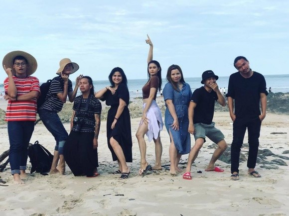 Showbiz 11/7: Phạm Anh Khoa đăng status khó hiểu sau scandal gạ tình ? - ảnh 8