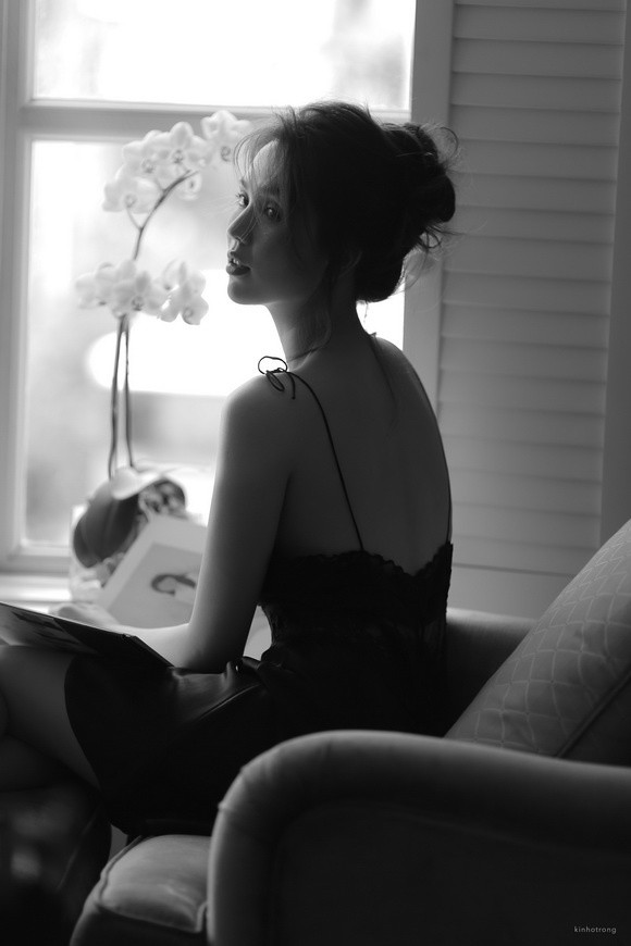 Ngọc Trinh lại tung ảnh nội y đẹp mơ màng và quyến rũ - ảnh 8