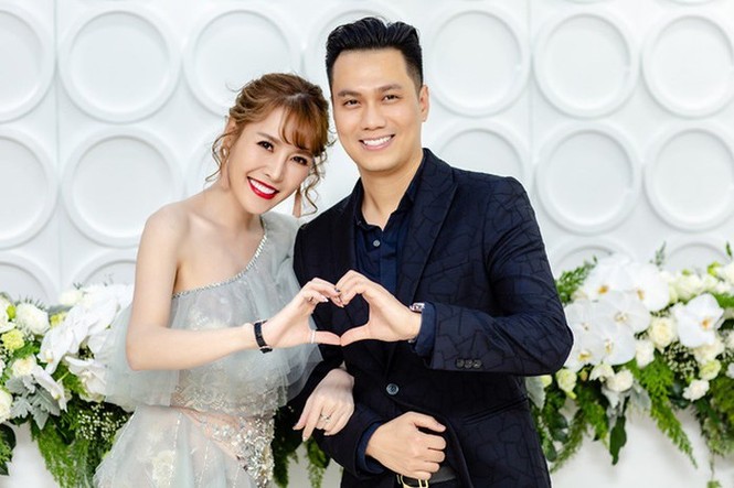 Showbiz 29/7: Việt Anh phản pháo tin đồn yêu Quế Vân - ảnh 1