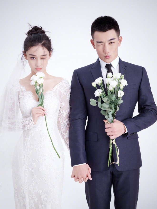 Showbiz 5/8: Clip hot girl nóng bỏng tâng bóng điêu luyện như Ronaldo - ảnh 3