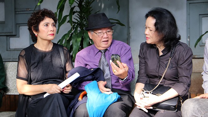 Thầy giáo gần 90 tuổi đến tiễn đưa học trò Bùi Cường về nơi an nghỉ - ảnh 3
