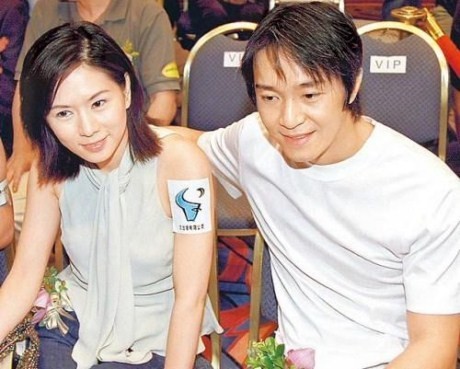 Showbiz 10/8: Lộ diện con rơi 11 tuổi của Châu Tinh Trì với fan cuồng? - ảnh 1