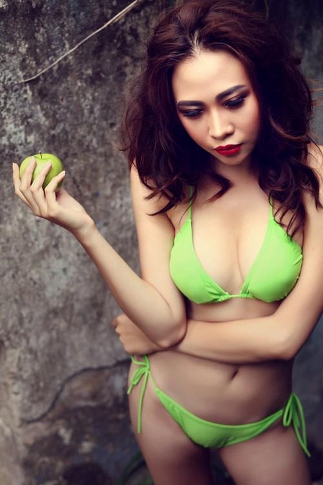 Bạn gái Cường đô la lại tung ảnh áo tắm khoe dáng nuột nà - ảnh 7