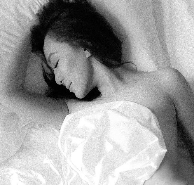 MC Nguyễn Cao Kỳ Duyên khoe body nóng bỏng ở tuổi U60 - ảnh 7