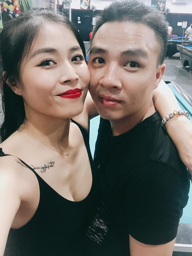 Bất ngờ với những hình xăm trên cơ thể của MC Hoàng Linh - ảnh 1