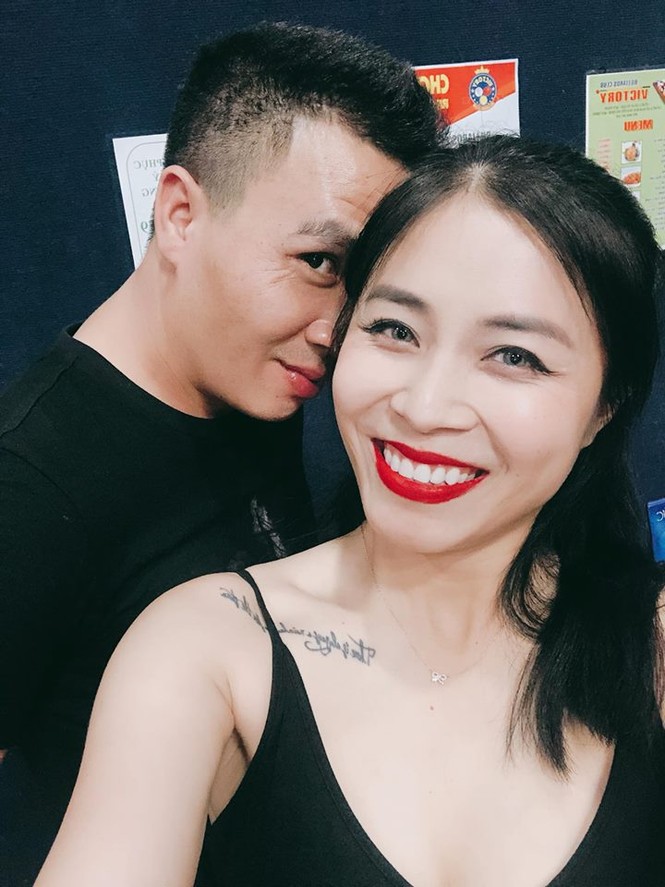 Bất ngờ với những hình xăm trên cơ thể của MC Hoàng Linh - ảnh 2