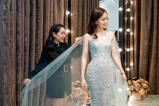 Á hậu Phương Nga đẹp hút hồn khi đi thử đồ chuẩn bị cho Miss Grand - ảnh 5