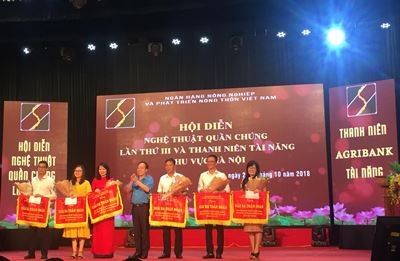 Bế mạc Hội diễn nghệ thuật quần chúng Agribank lần thứ III - ảnh 4