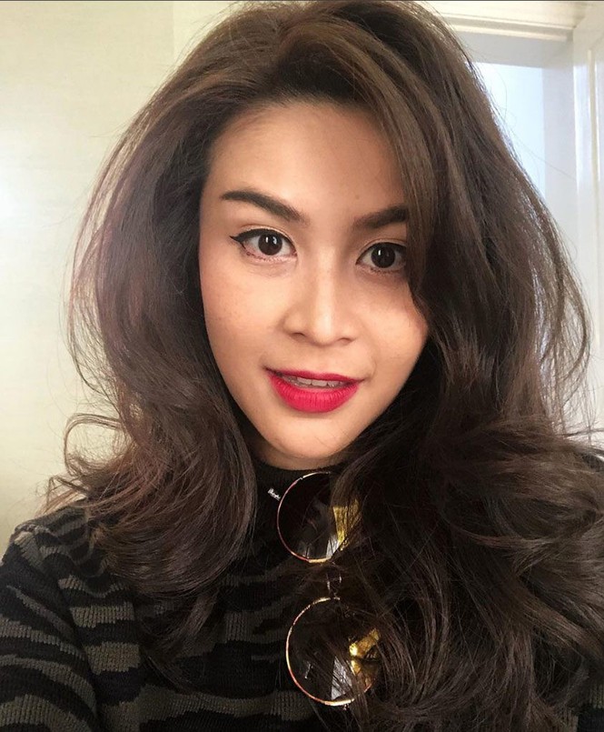 Hình ảnh selfie cười rạng rỡ cùng dòng trạng thái cuối cùng trên mạng xã hội vào ngày 26/10 của nàng Á hậu khiến nhiều người không khỏi xót xa.