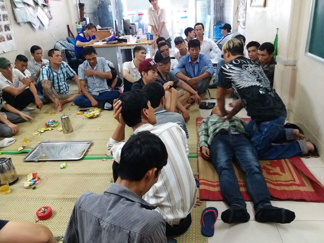 'Hiệp sĩ cứu sốc' vốn là người nghiện - ảnh 1