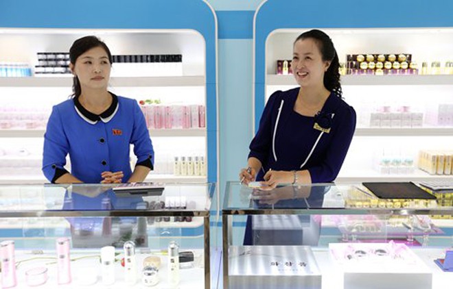 Nhà máy Triều Tiên muốn cạnh tranh với Chanel, Shiseido - ảnh 1