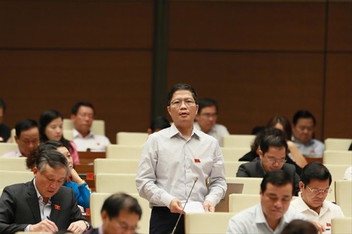 Việt Nam có thể trở thành 'vịnh tránh bão' trong cuộc chiến thương mại - ảnh 2