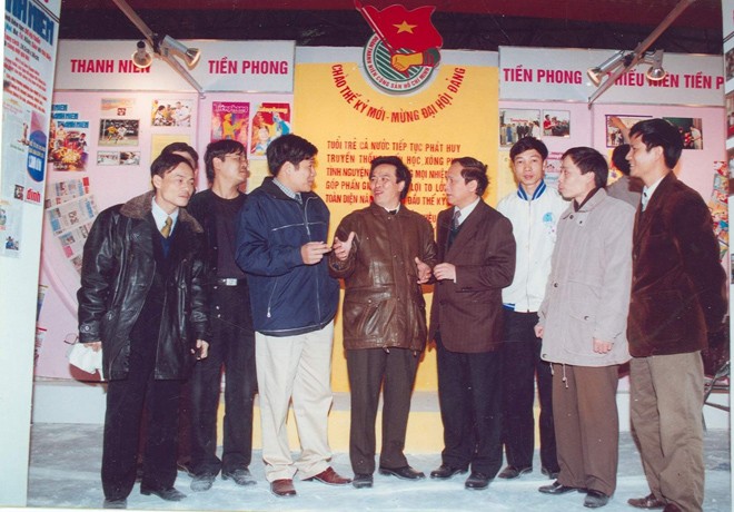 Tiền Phong có hai ông phó... - ảnh 1