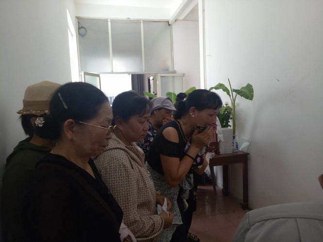 Ứa lệ tiễn đưa 'thiên thần' hiến giác mạc Vân Nhi - ảnh 3