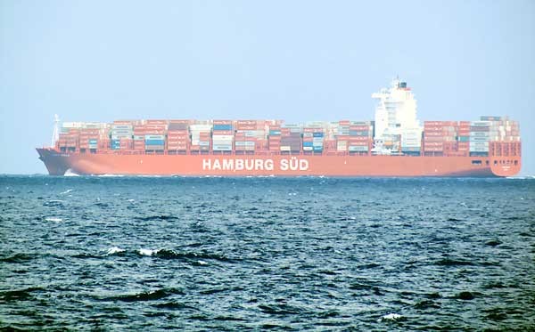 Tàu container Santa Ursula của hãng HAMBURG SUD (Đức)