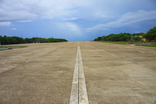 Đường băng sân bay Trường Sa, Khánh Hòa,