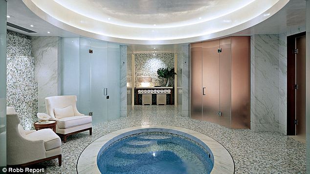 Gạch lát ở nền nhà giống với một góc của bức tường
