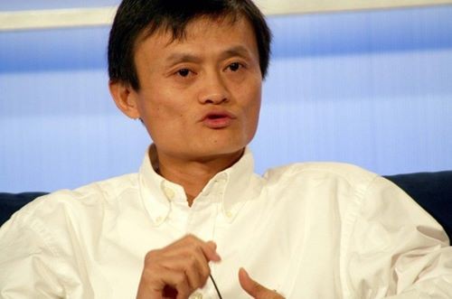 Alibaba được thành lập năm 1999 bởi Jack Ma, giá trị hiện nay của công ty được đánh giá là đã cán mốc 100 tỷ USD