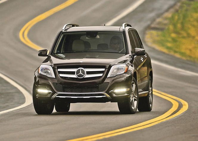 Mercedes-Benz GLK250 BlueTEC 2014 là phiên bản tiết kiệm nhiên liệu của GLK. Xe cũng ghi điểm với nội thất sang trọng và giá hợp lý