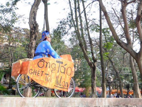 Nhất là trong điều kiện Hà Nội đất chật, người đông, môi trường ngày càng bị ô nhiễm