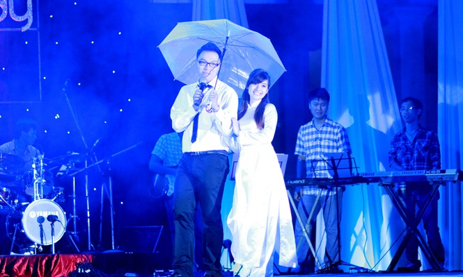Tạ Huy Hoàng chọn ca khúc