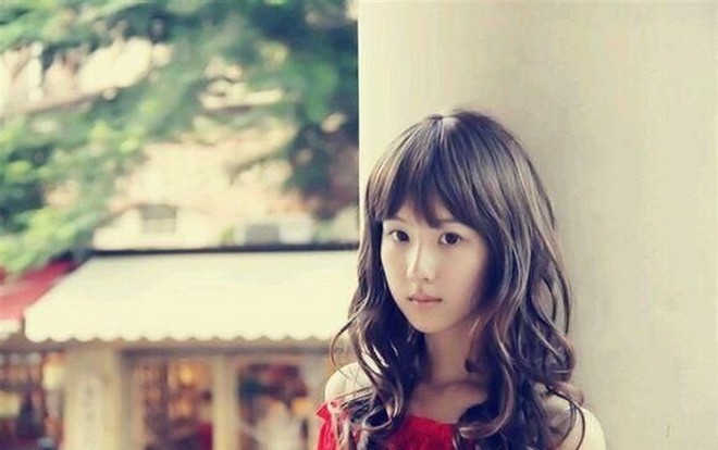 Vào tháng 2 vừa qua, Trần Đô Linh tham dự cuộc thi hoa khôi giảng đường Trung Quốc. Đây là cuộc thi được phát động toàn quốc mới mong muốn tìm ra gương nữ sinh tài sắc vẹn toàn