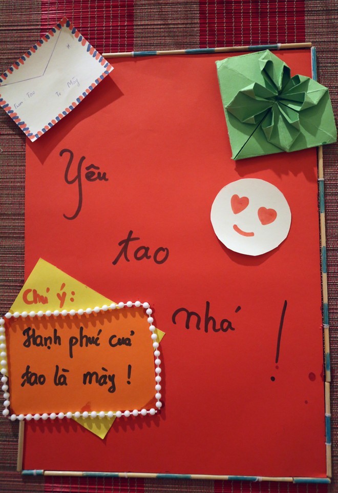 Bên cạnh đó, các bạn trẻ đến với triển lãm còn có cơ hội để giải đáp thắc mắc về những vấn đề tình dục an toàn