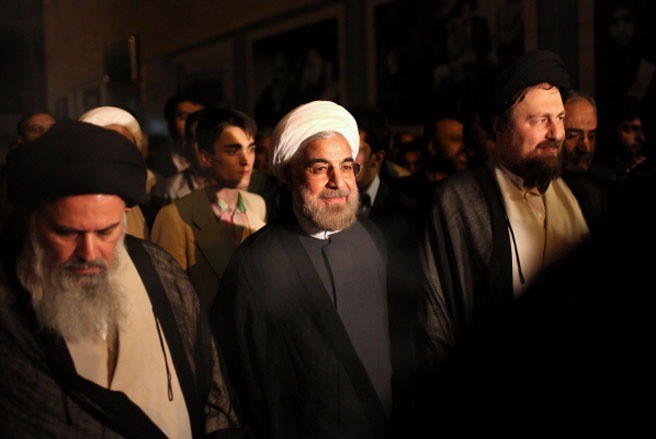 2. Chương lịch sử mới về Iran
Việc ông Hassan Rouhani đắc cử Tổng thống Iran hồi tháng 6 đã mang lại nhiều thay đổi cho quốc gia này. Hồi tháng 9, ông đã có cuộc điện đàm lịch sử với Tổng thống Mỹ Barack Obama và tới tháng 11, Iran và 6 cường quốc trên thế giới đã đạt được một thỏa thuận sơ bộ về chương trình hạt nhân gây tranh cãi lâu nay của Tehran - Ảnh: AP