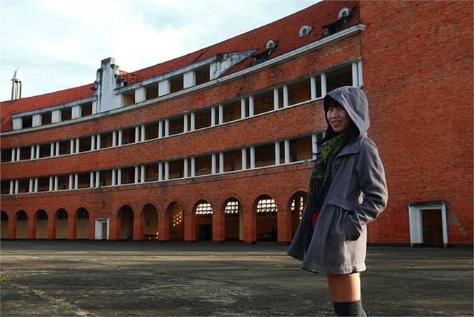 Chính điểm đặc biệt đó đã khiến Lycée Yersin, hay tên thường gọi là Trường Cao đẳng sư phạm Đà Lạt ghi điểm trong mắt các nhà phê bình, các kiến trúc sư