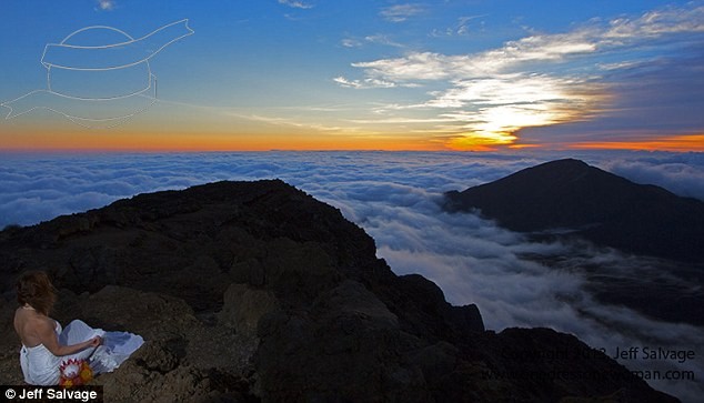 Jennifer trên miệng núi lửa Haleakala, Maui, Hawaii