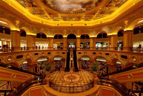 Công ty điều hành sòng bạc Las Vegas Sands đã chi 2,4 tỷ USD để xây Venetian ở Macau