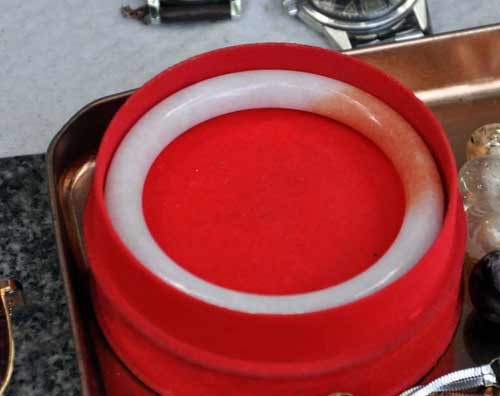 Chiếc vòng xưa rất quý phái