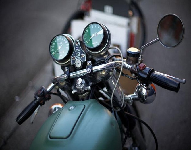 Karp thường đi xe Vespa tới trụ sở Tumblr mỗi sáng. Anh chọn Vespa vì nó rẻ hơn đi taxi. Karp là thành viên Câu lạc bộ xe hơi cổ ở Manhattan với phí thành viên là 8.000 USD/năm